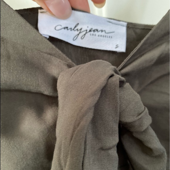 ***SOLD*** Carly Jean Olive Maxi Dress - Picture 4 of 6